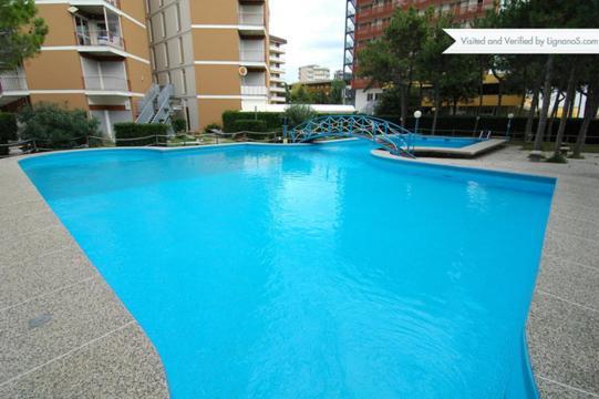 Residence Cristallo - Sabbiadoro Lignano Sabbiadoro Dış mekan fotoğraf